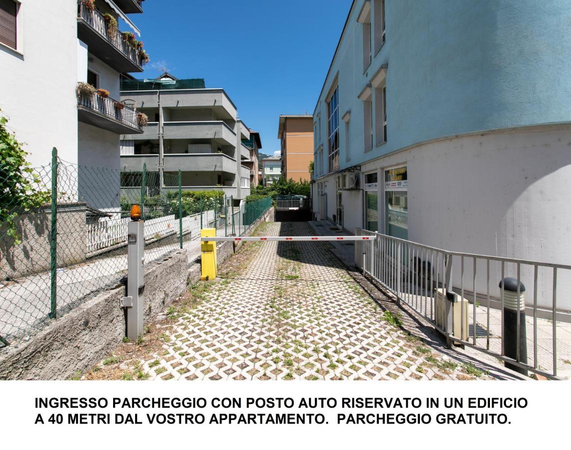 טרנטו Appartamento Grande Al Ponte. Situato Vicino All'Ospedale, Al Parco E Al Centro Citta מראה חיצוני תמונה